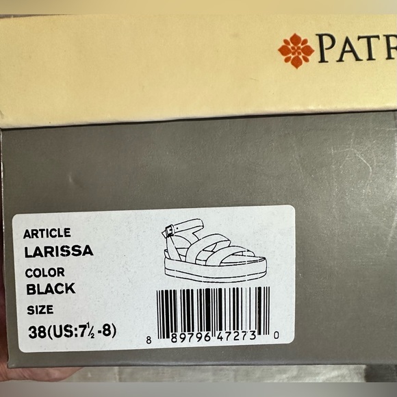 NIB Patrizia Larissa vegan leather sandals - Picture 11 of 12
